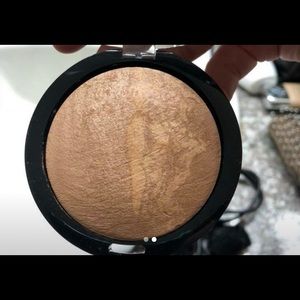 NEW Younique beachfront bronzer
